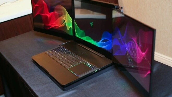 Project Valerie – nowy laptop Razera z trzema ekranami