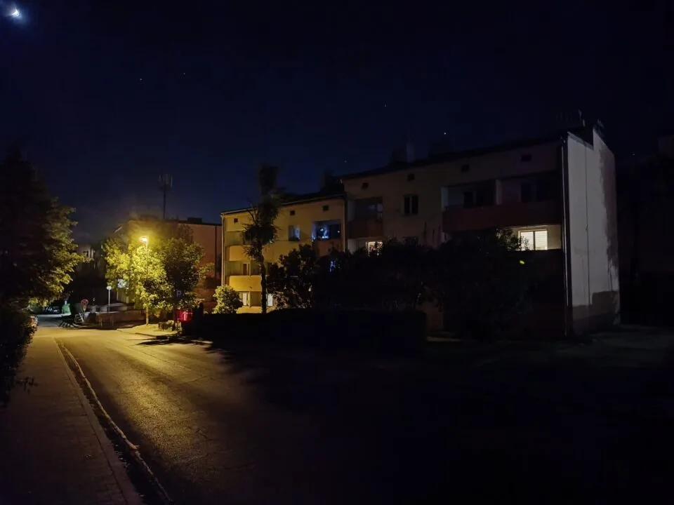 Realme 12 - noc - tryb nocny