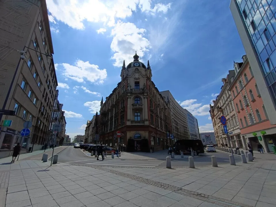 Realme 12+ 5G - aparat ultraszerokokątny