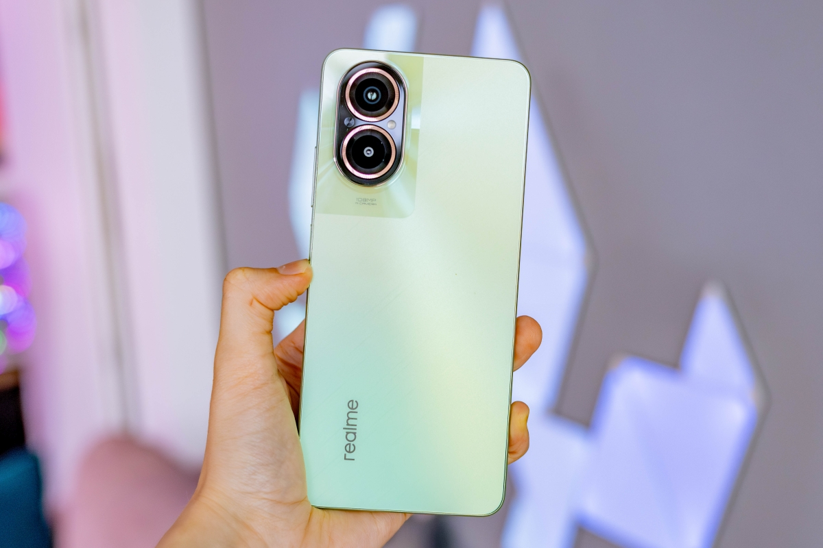 Realme C67