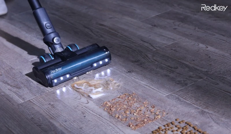 Odkurzacz bezprzewodowy RedKey F10 – wygodny, mocny, niedrogi