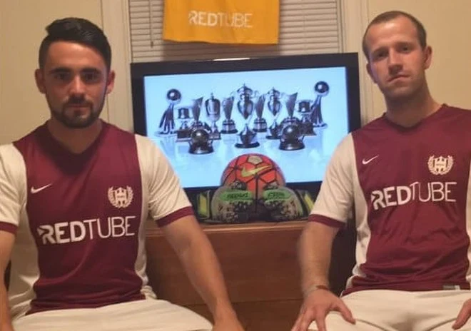 RedTube sponsorem amatorskiej drużyny piłkarskiej. Popularność zespołu wystrzeliła w górę