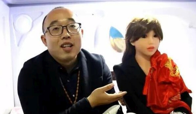 Chiński inżynier poślubił sztuczną inteligencję