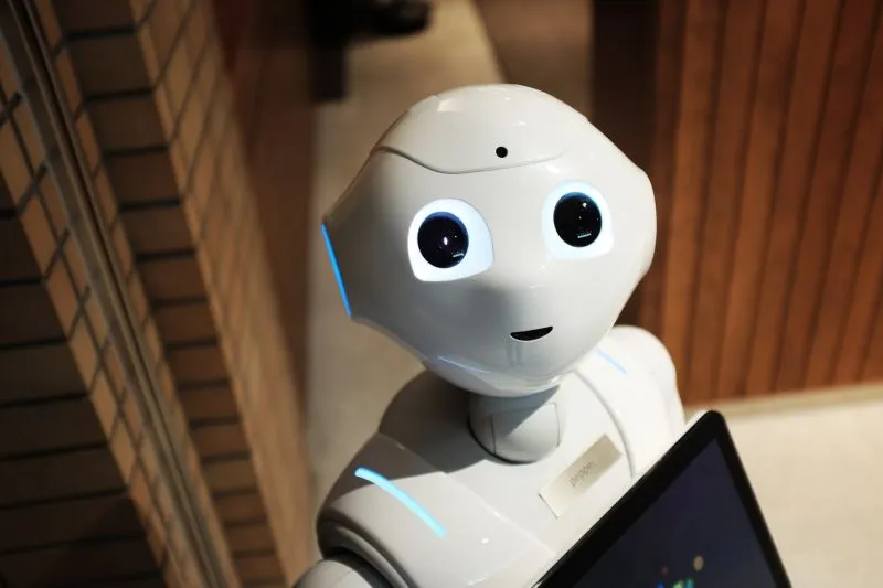 Według najnowszych badań roboty mogą być ofiarami rasizmu