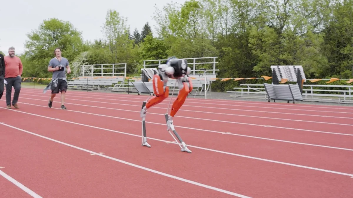 Robot pobił rekord w biegu na 100 metrów. Postęp ma teraz znacznie przyspieszyć