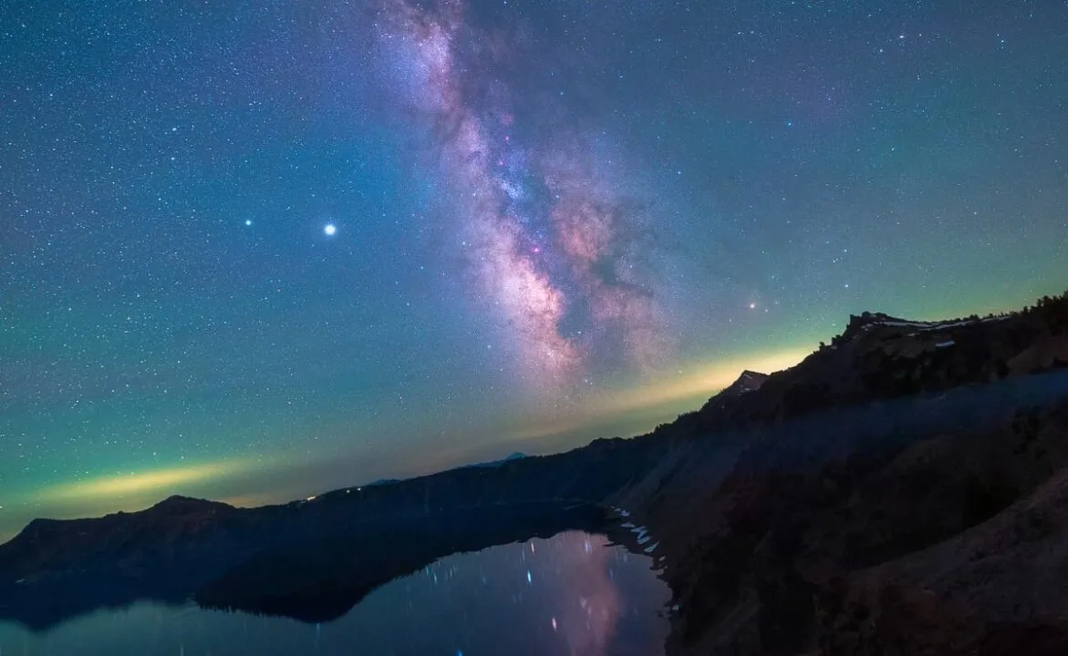Zobacz rotację Ziemi na własne oczy. Ten timelapse to coś pięknego