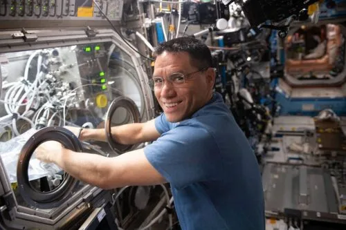 Ten astronauta właśnie pobił rekord pobytu na ISS. Zupełnie przypadkiem
