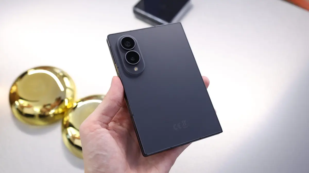 Ten składany Samsung może skraść Twoje serce. Nowe Foldy i Flipy już oficjalnie