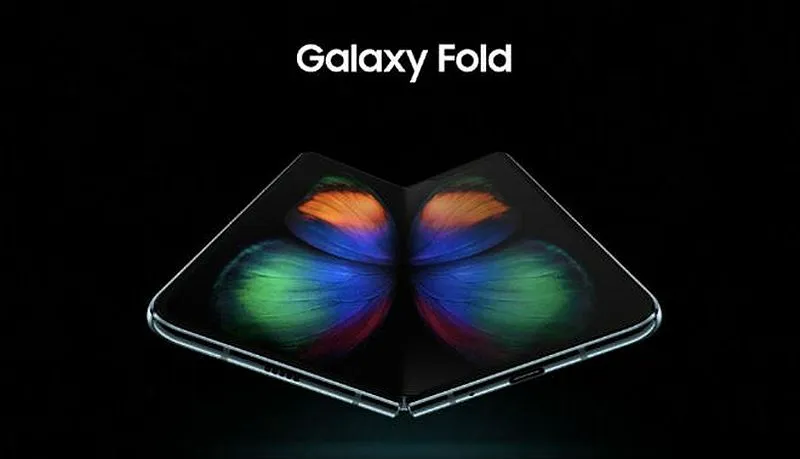 Samsung sprzeda Galaxy Folda odbywając uprzednio „pogadankę” z nabywcą
