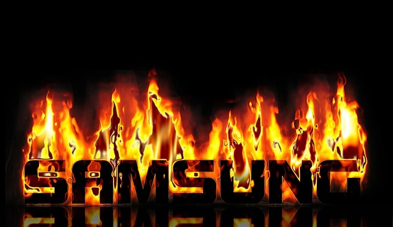 Samsung pozwany. Galaxy Note 9 zapalił się w damskiej torebce