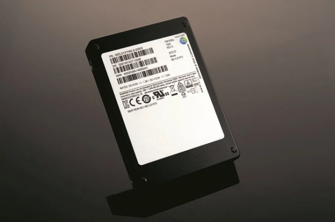 Samsung rozpoczął produkcję dysków SSD o pojemności 16 TB