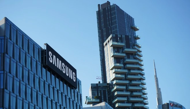 Samsung inwestuje 17 miliardów w fabrykę. W tle nowe procesory