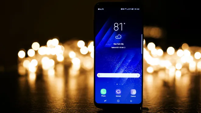 Smartfony Samsunga mogą otrzymać wycięcie w ekranie