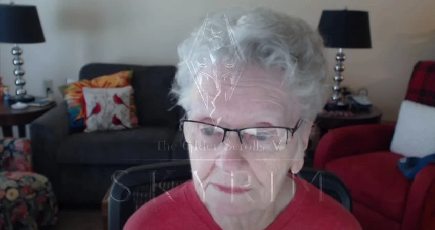 „Babcia Skyrim” robi sobie przerwę od nagrywania z powodu… hejtu