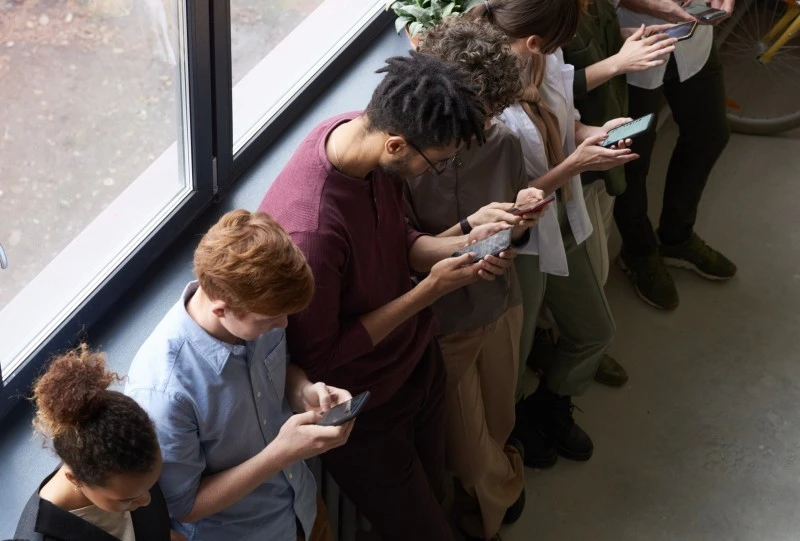 smartfon uzaleznienie 2