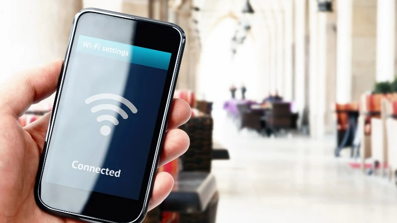 Nazwa sieci Wi-Fi doprowadziła do ewakuacji samolotu. Żartowniś poniesie konsekwencje