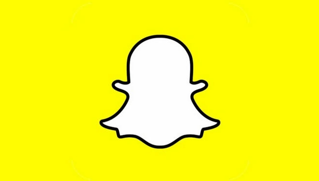 Snapchat pierwszą aplikacją, która wykorzysta szerokokątny aparat do selfie w Pixel 6