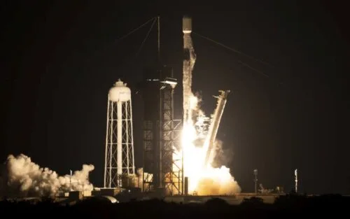 SpaceX wystrzeliło w kosmos satelitę NASA, który przyjrzy się czarnym dziurom