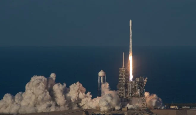 Już niedługo zmarłych będzie można wysłać w kosmos. Nietypowy pomysł na pogrzeb