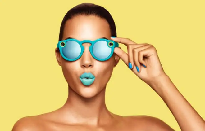 Snapchat zmienił nazwę i zaprezentował Spectacles: okulary nagrywające filmiki wideo