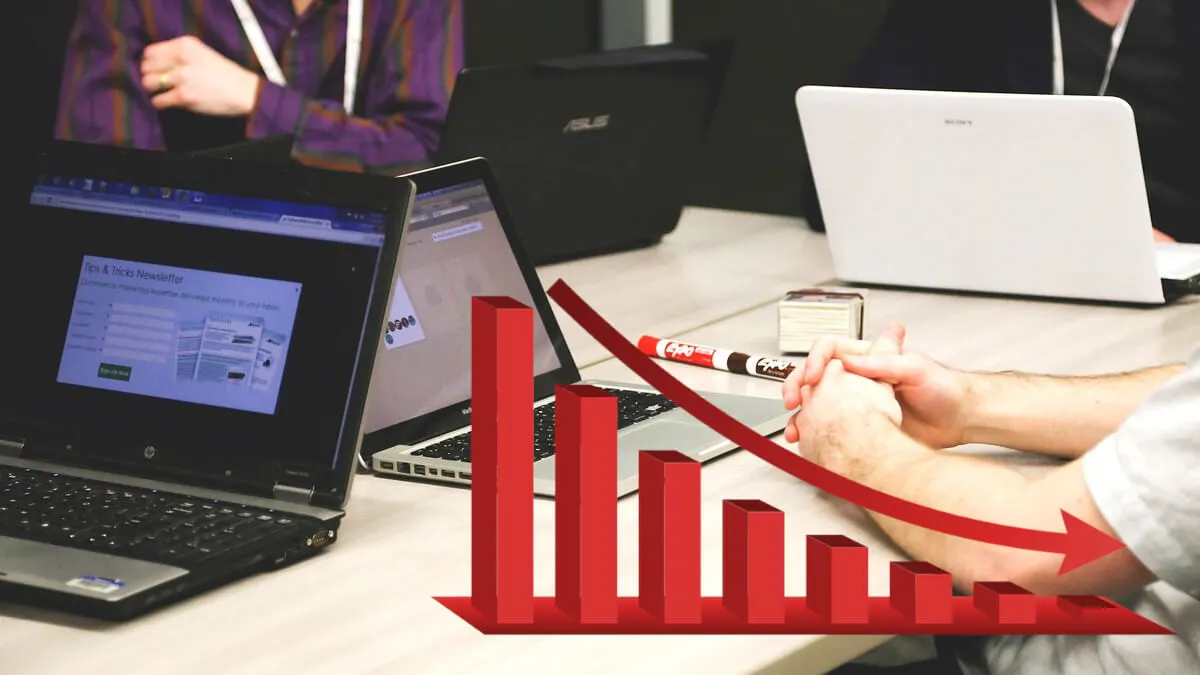 Sprzedaż komputerów mocno spada na nasyconym i niepewnym rynku. No chyba, że mowa o Apple