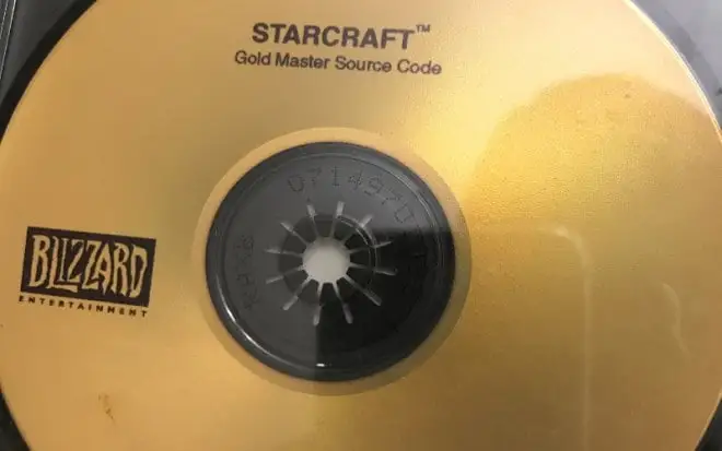 Znalazł płytę z kodem źródłowym StarCrafta. Oddał ją Blizzardowi i otrzymał nagrodę