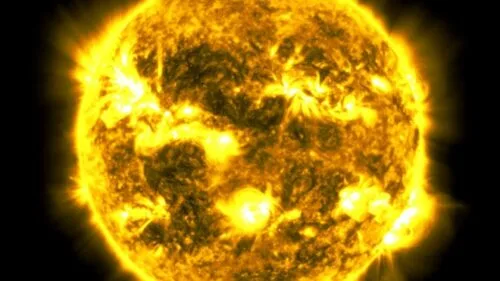 Burza geomagnetyczna. Słońce w moment zabiło 40 satelitów Starlink