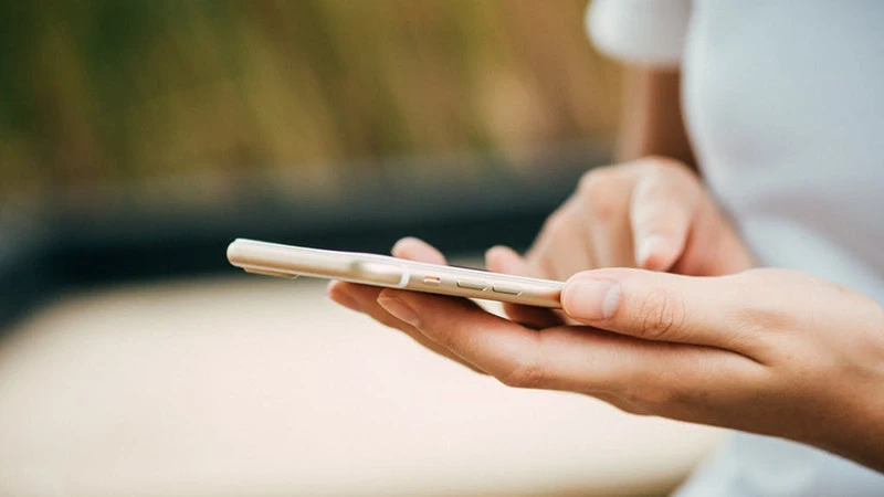 Oto smartfony emitujące najwięcej promieniowania