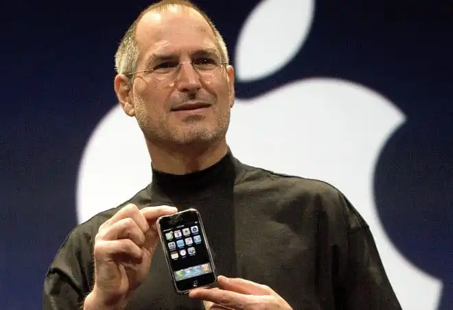 Dokładnie 10 lat temu Steve Jobs zaprezentował pierwszego iPhone’a!