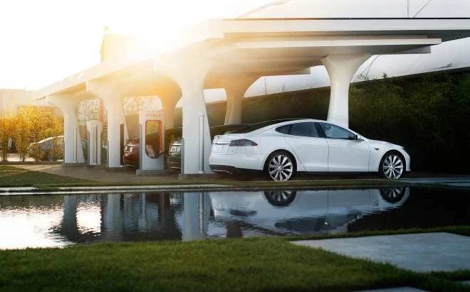 Mają rozmach… W Stanach powstanie sieć stacji elektrycznych wzdłuż autostrad