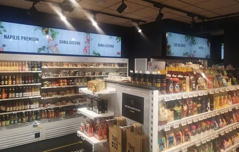 Poważna wada bezkasowych sklepów. Klient w Poznaniu uwięziony