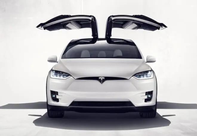 Tesla wprowadza na rynek najtańszy SUV w ofercie