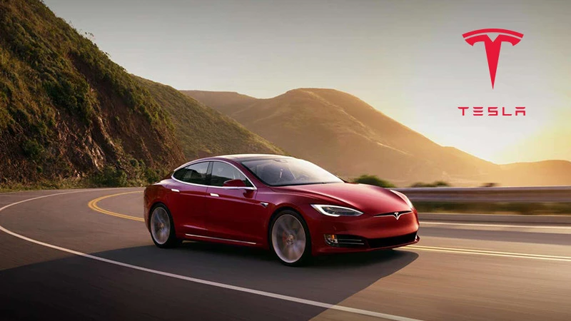 Tesla podnosi ceny ładowania