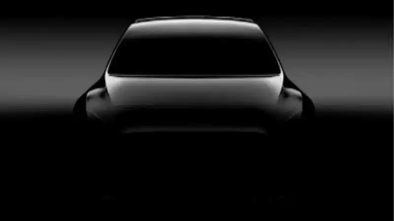 Tesla już niedługo zaprezentuje Model Y. Będzie to piąty samochód elektryczny firmy