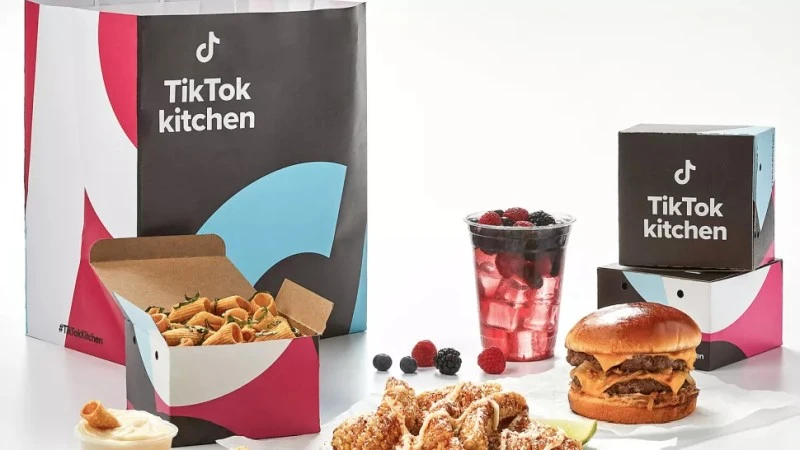 TikTok otwiera własne restauracje. Oto TikTok kitchen