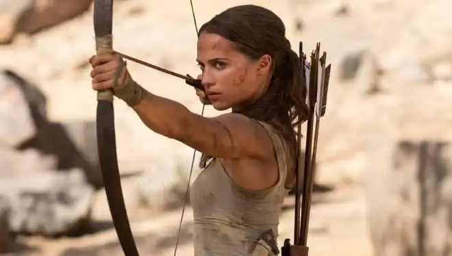 Filmowy Tomb Raider na nowym zwiastunie. Młoda Lara Croft w akcji!