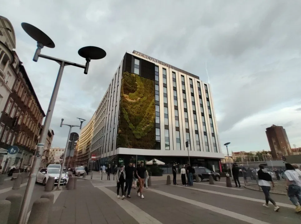 Aparat ultraszerokokątny