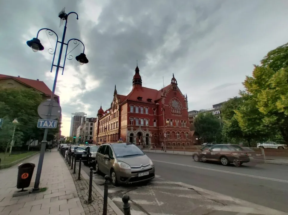 Aparat ultraszerokokątny
