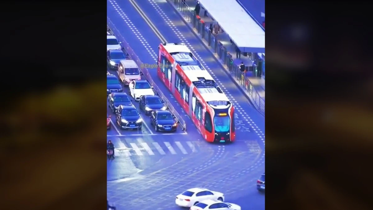 Ten tramwaj nie korzysta z torów. Viralowy film podbija Internet
