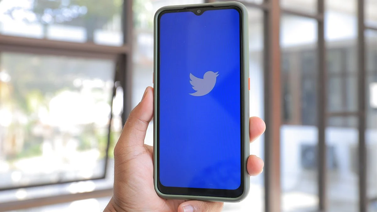 Twitter żegna kolejne tysiące pracowników i tymczasowo zamyka wszystkie biura
