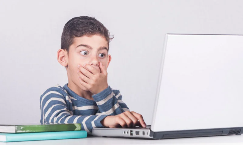 Darmowy internet dla uczniów i nauczycieli? Tego chce ZNP