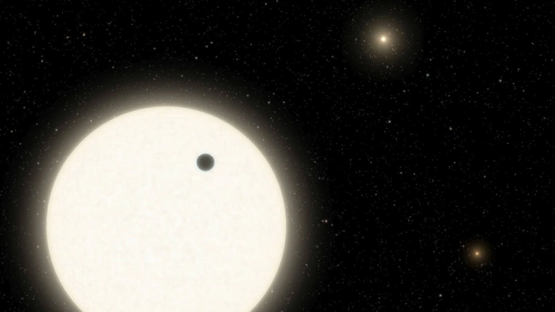 Astronomowie odkryli kolejną planetę, która ma aż trzy słońca