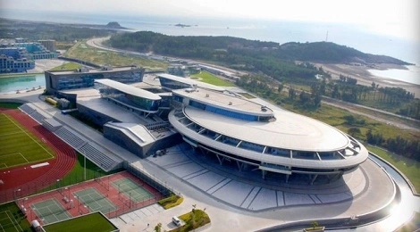 Biurowiec wzorowany na USS Enterprise ze Star Treka? Takie rzeczy tylko w Chinach