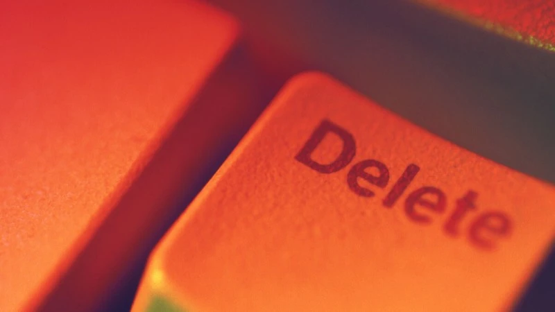 Chciałem usunąć zbędne konta w sieci i zmienić hasła. Poległem