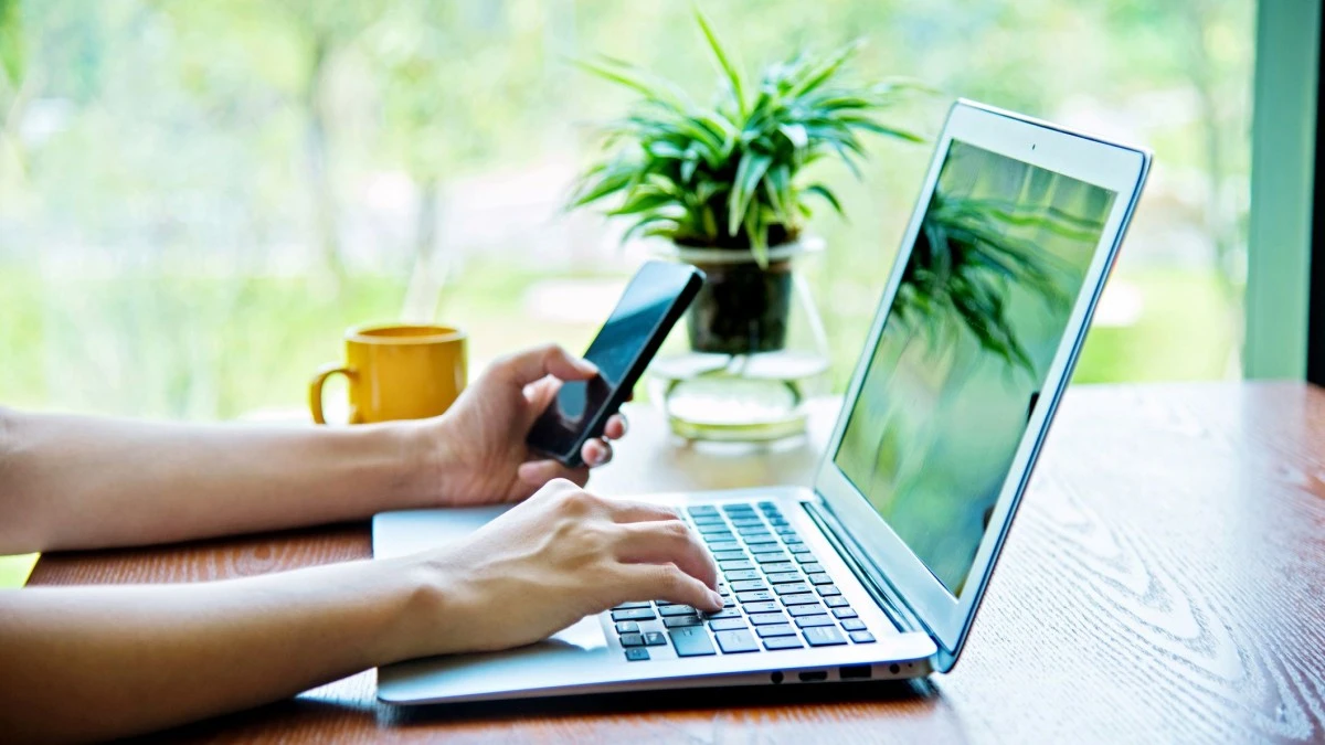 Polacy kochają używany sprzęt elektroniczny. Wybór czy konieczność?