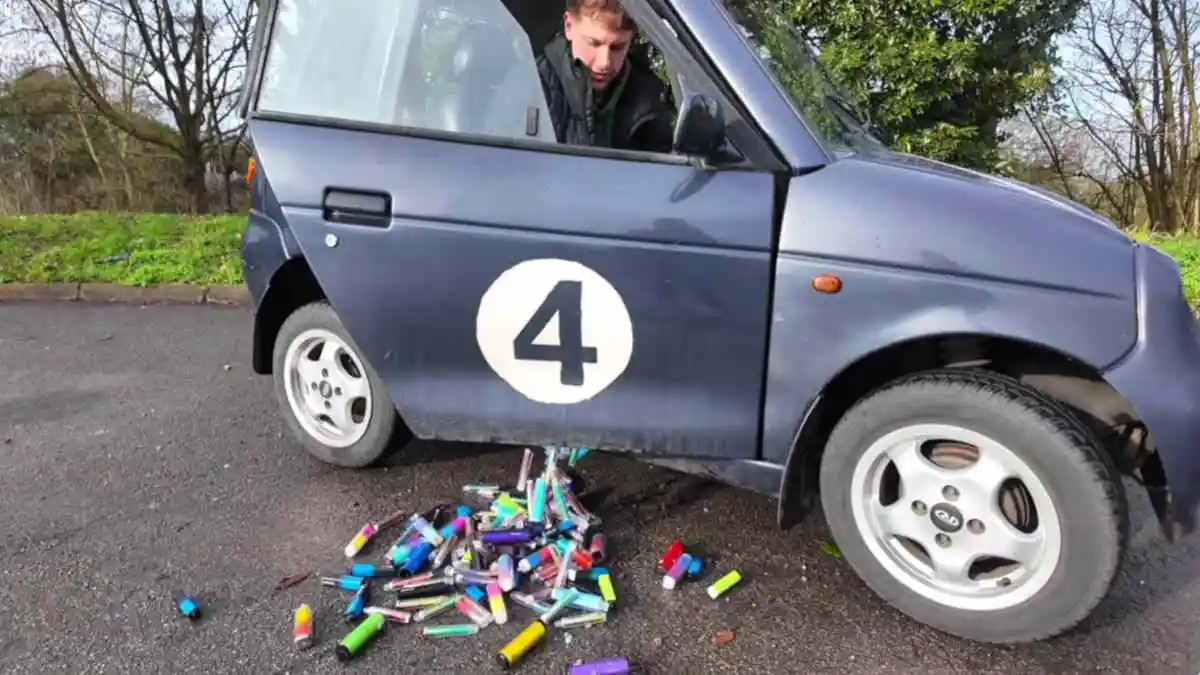 Auto elektryczne zasilone e-papierosami? Ten projekt zaskakuje!