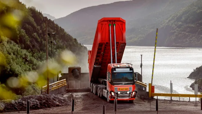 Volvo wykorzysta autonomiczne ciężarówki w kopalniach