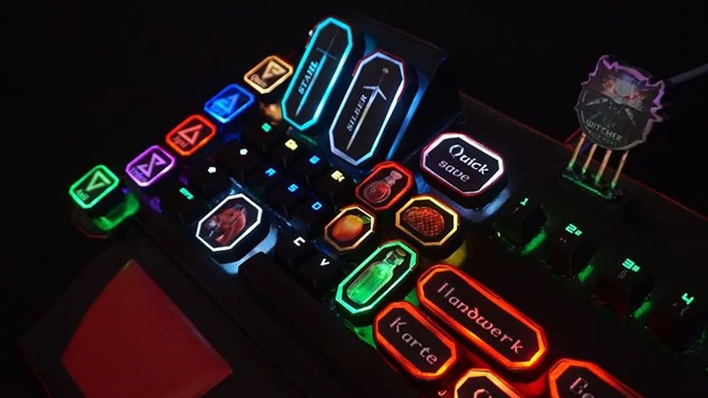 Wiedźmin 3: Dziki Gon doczekał się dedykowanej klawiatury – imponujący projekt jednego z fanów