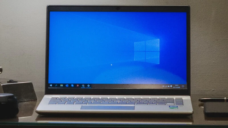 Windows 10X utrudni życie złodziejom. Zabezpieczenie nie pozwoli zresetować systemu