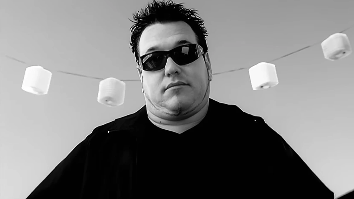 Wokalista Smash Mouth nie żyje. Znałeś go ze Shreka i z memów